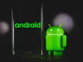 Un robot Android verde accanto a uno smartphone con il logo Android. La sincronizzazione automatica Android è fondamentale per mantenere i dati aggiornati.