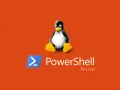 Tux il pinguino Linux accanto al logo PowerShell. Scopri windows powershell a cosa serve per gestire il tuo sistema.