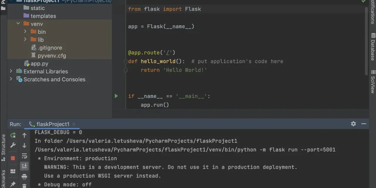Un esempio di codice Python per un flask tutorial, con l'IDE PyCharm che mostra il file app.py e il terminale di esecuzione.