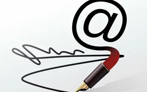Penna stilografica disegna la chiocciola, simbolo di email. Scopri come aprire file p7m.
