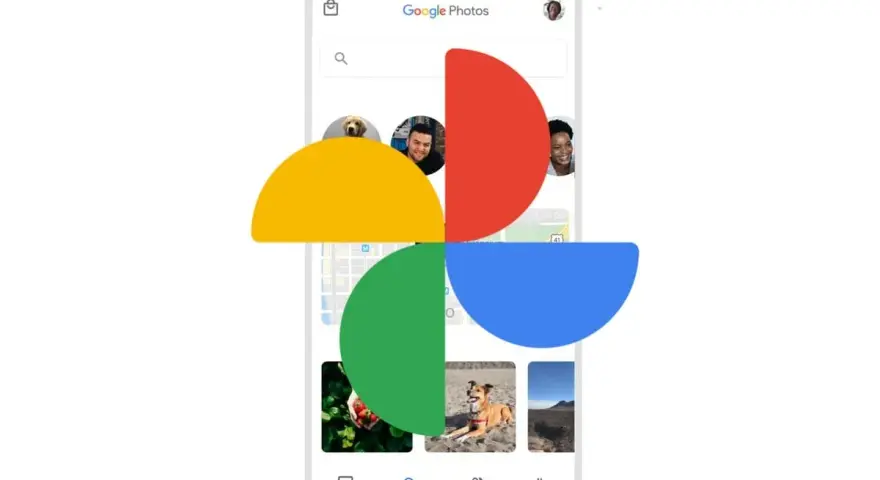 Schermata di Google Foto con il logo colorato sovrapposto. L'app mostra foto di persone, cani e paesaggi, organizzate nell'archivio.