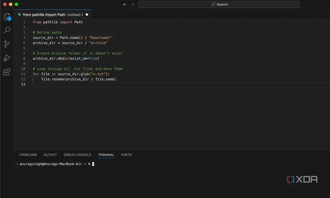 Esempi di linguaggio Python per spostare file .txt in una cartella archivio usando pathlib.